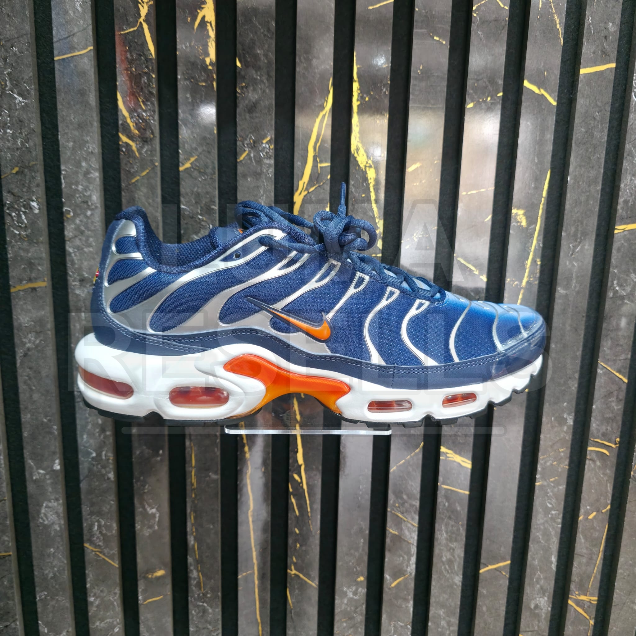 Item 023