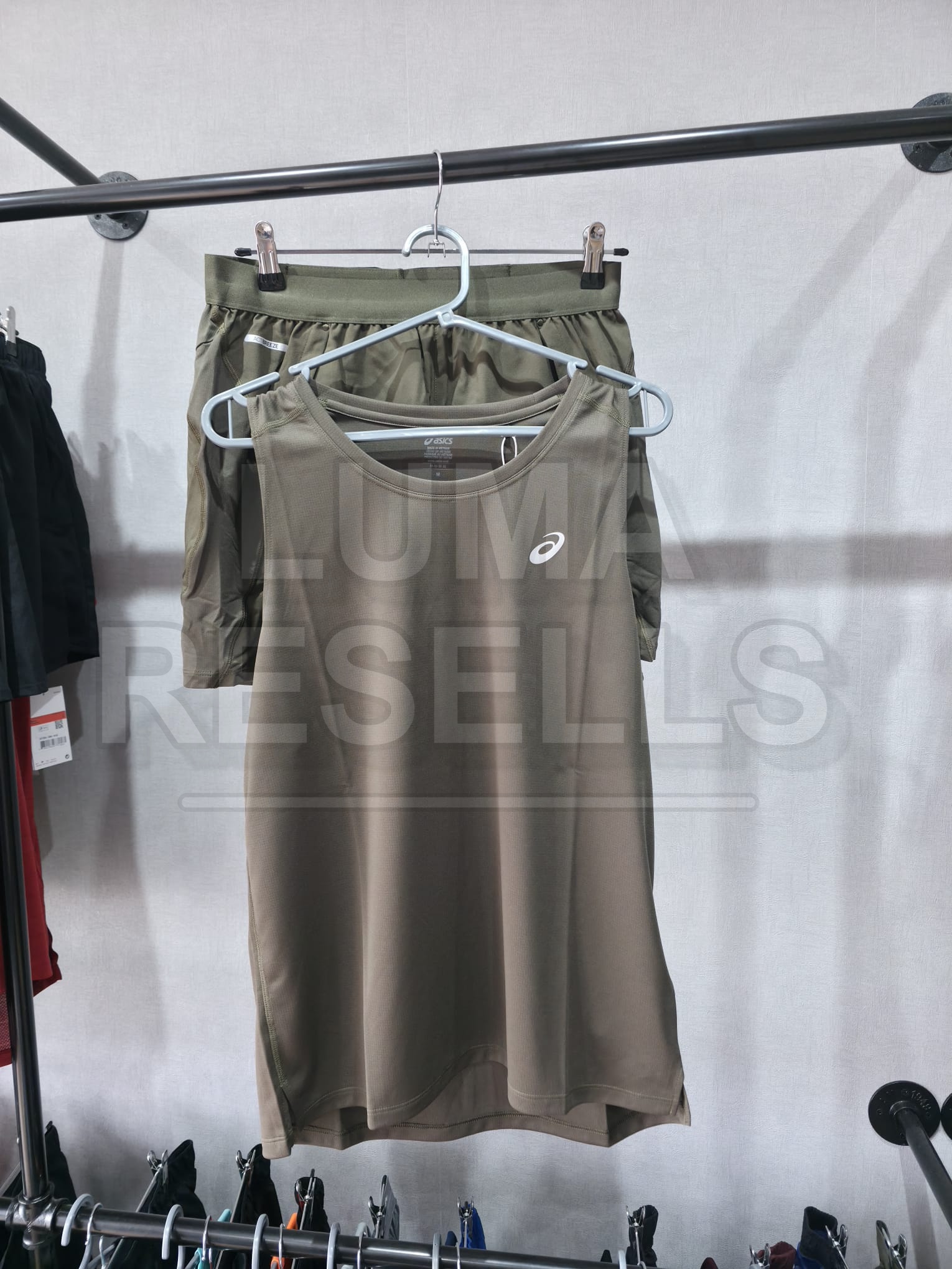 Item 055